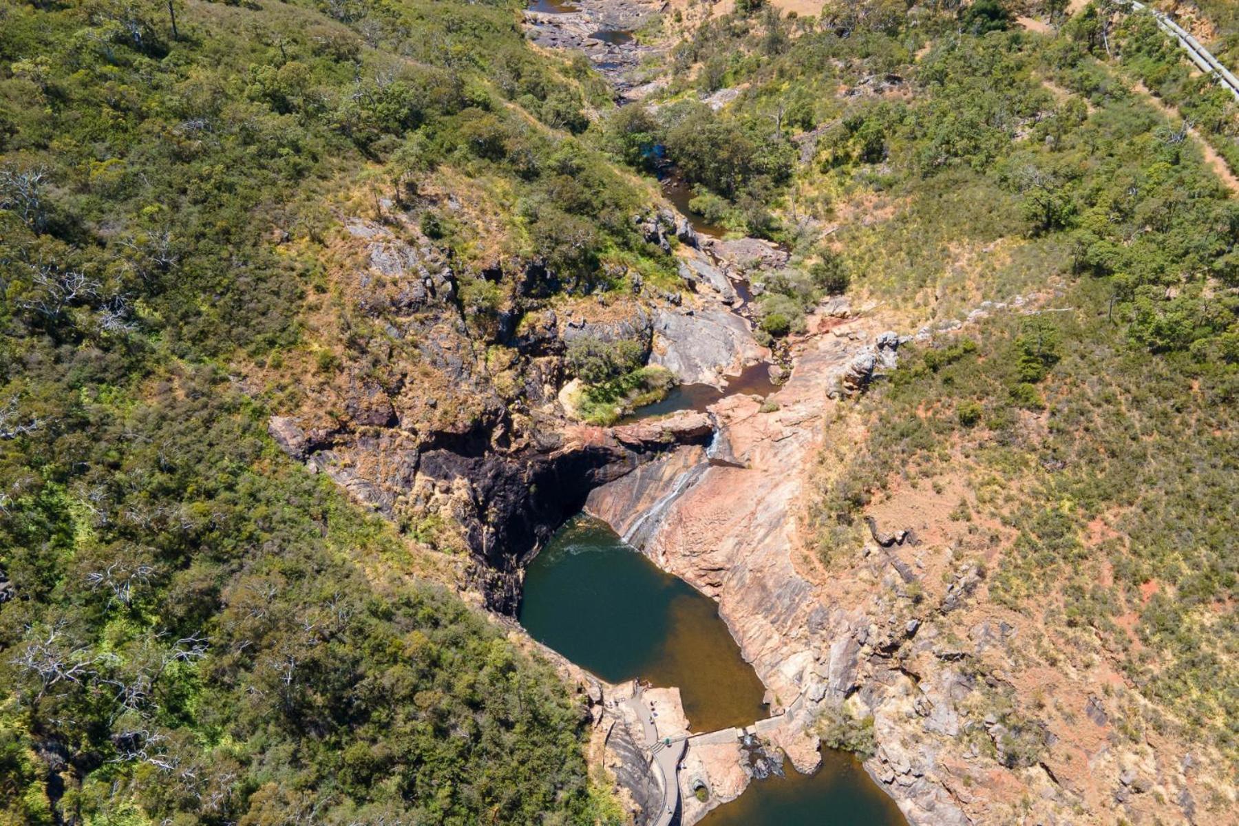 Tasman Holiday Parks - Serpentine Falls Exterior photo